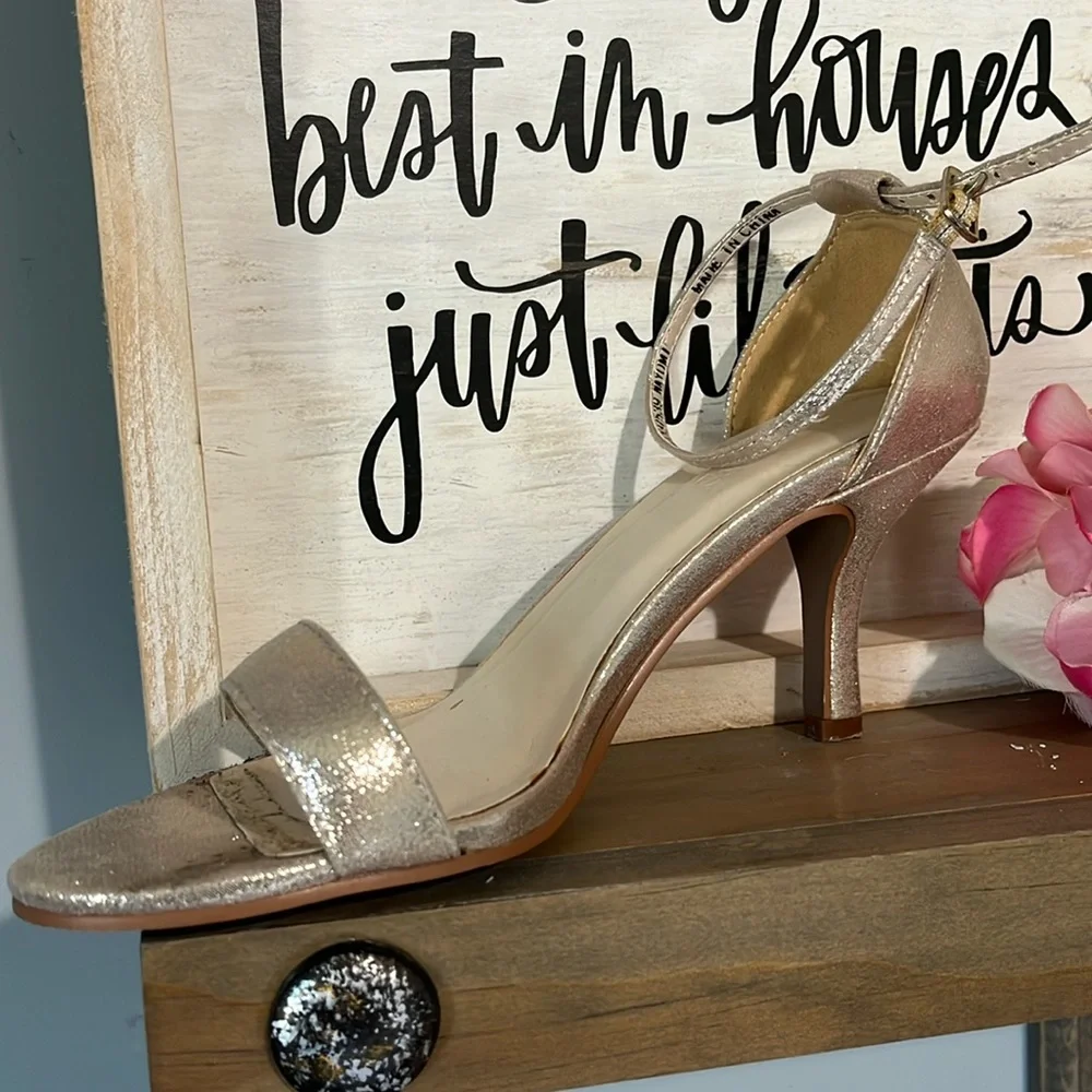 Davids Bridal Special Occasion Dressy Heel Shimmery Womens 7.5 Wedding Holiday